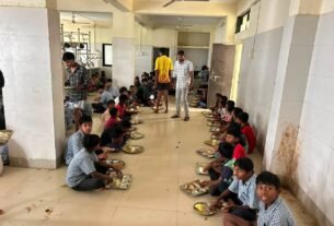 Shambles of the nutritional meal scheme at the government ashram school in Sakri taluka: