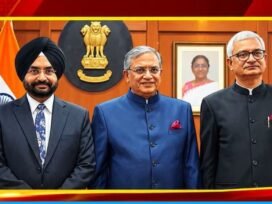 Election Commission SIR: 14 times in 10 months, two Election Commissioners registered written objections to the proceedings of the Election Commission.